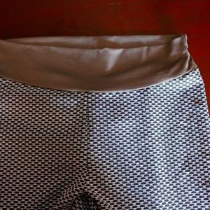 Workout booty shaping leggings